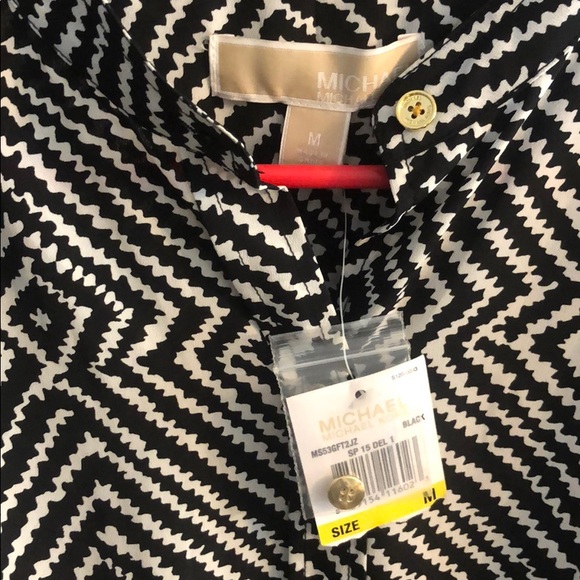 Romper - Picture 2 of 4